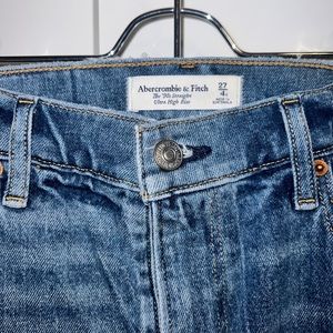 ‘90s Straight Ultra High Rise Jeans